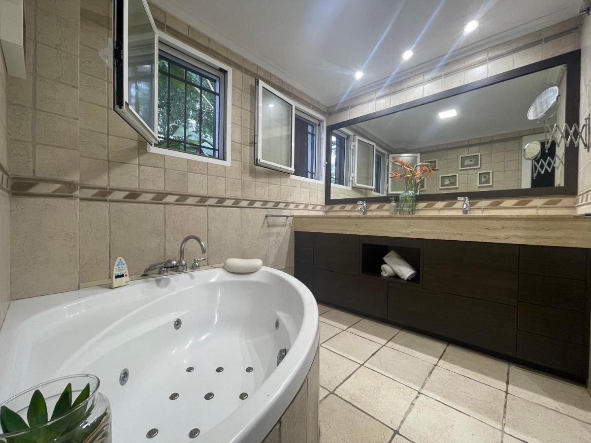 Chalet Exclusivo Bonalba Alicante Dış mekan fotoğraf